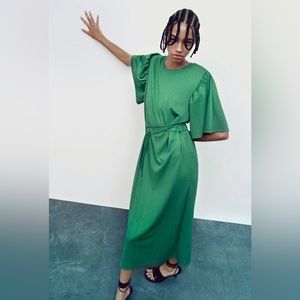 Zara Belted Midi Dress. Green. Medium.NWT